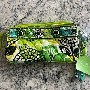 Vera Bradley Wristlet Limes Up NWT